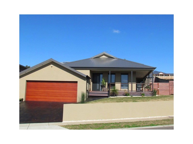 51 Grange Crescent, Warragul VIC 3820