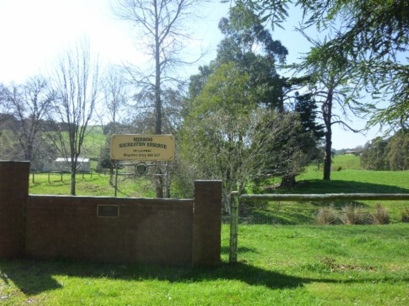 20 Clear Creek Rd, Mirboo North VIC 3871