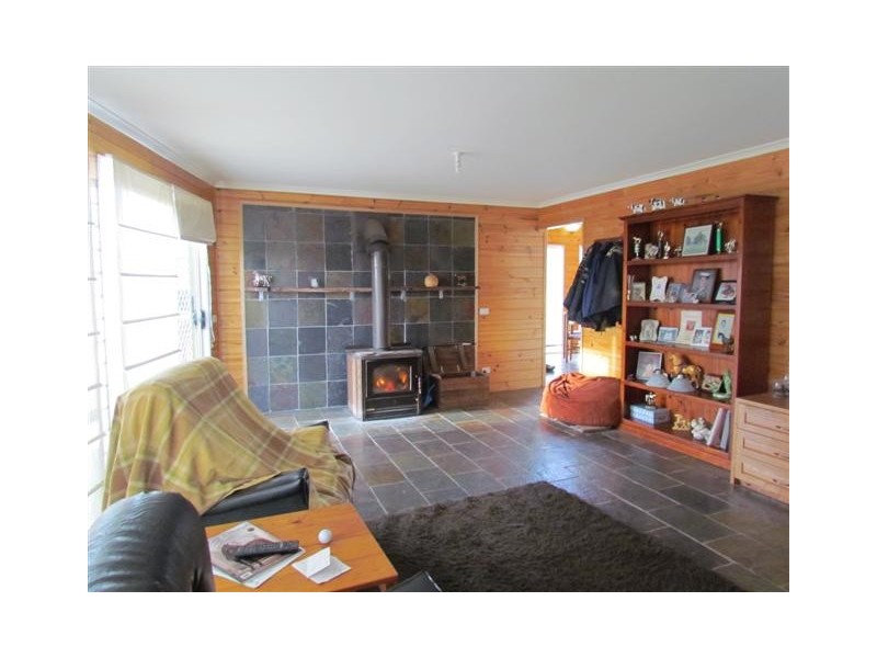 10 Becky Lane, Neerim South VIC 3831