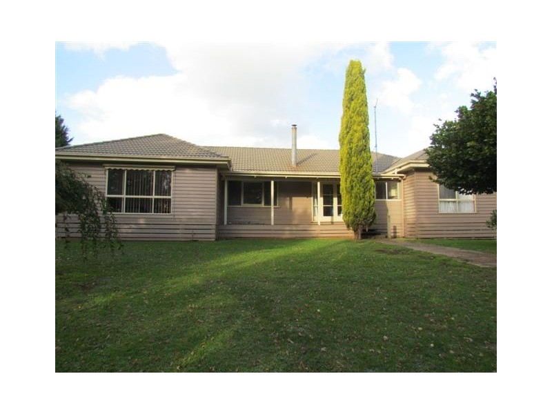 220 Stock Road, Drouin West VIC 3818