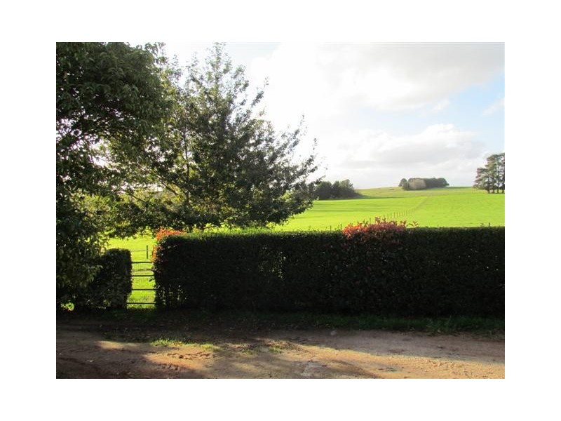 220 Stock Road, Drouin West VIC 3818