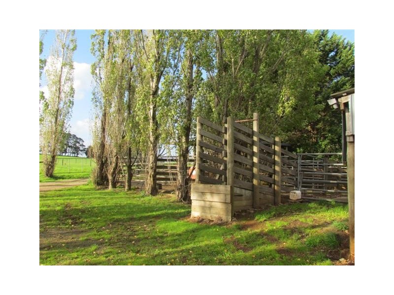 220 Stock Road, Drouin West VIC 3818