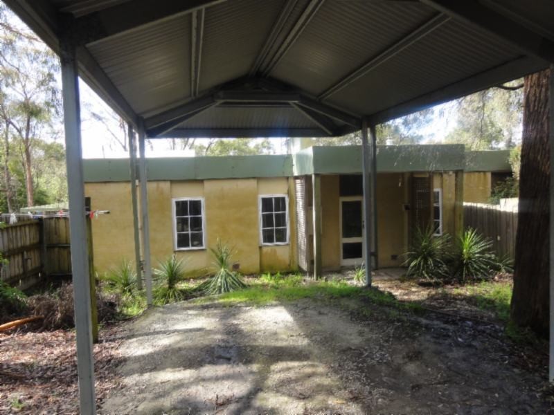 1 McDonald Street East, Foster VIC 3960