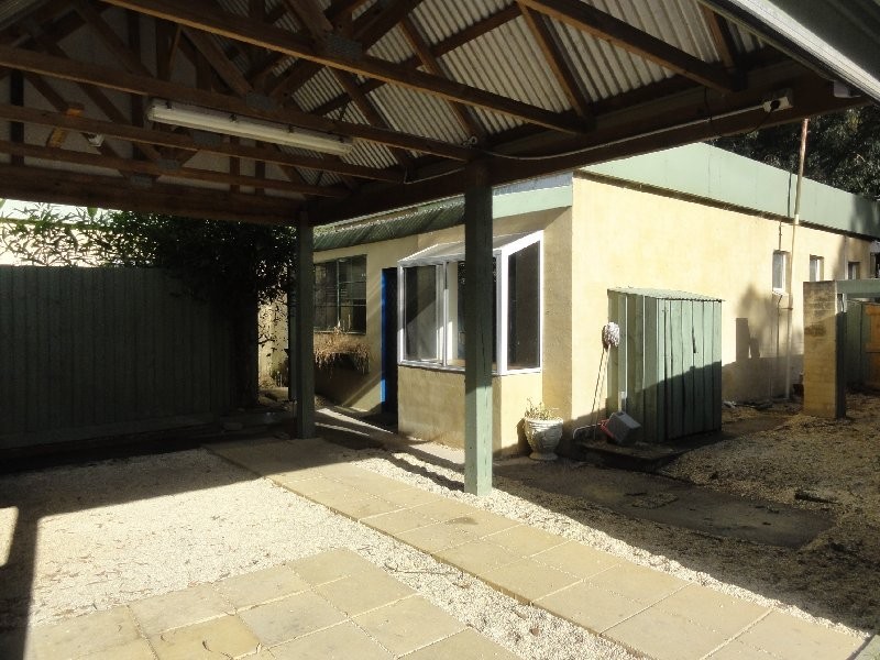 1 McDonald Street East, Foster VIC 3960