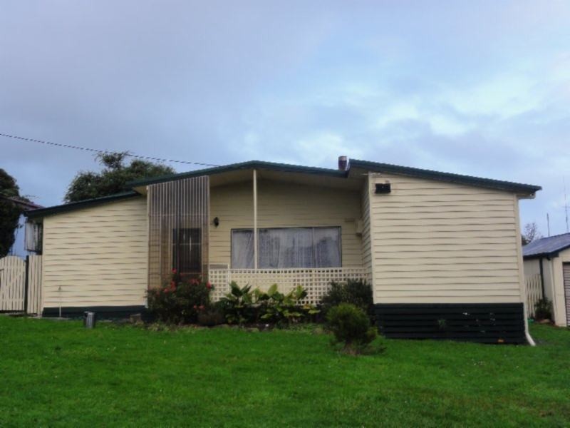25 Dutton St, Toora VIC 3962