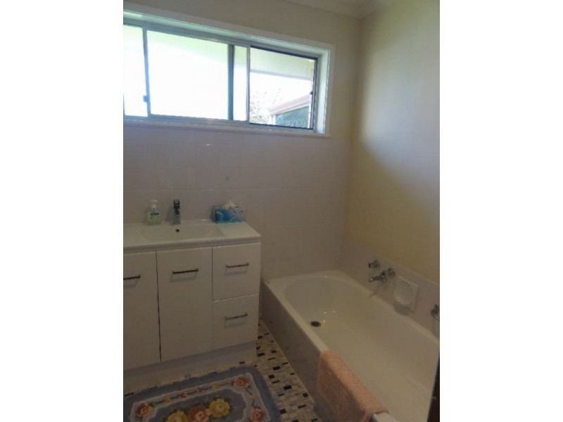 36 Nelson St, Foster VIC 3960