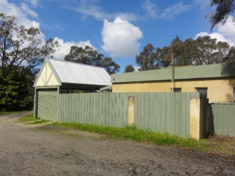 1 McDonald St, Foster VIC 3960