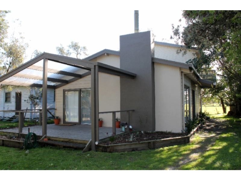 39 Ash Avenue, Sandy Point VIC 3959