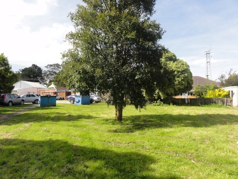 14 Station Rd, Foster VIC 3960