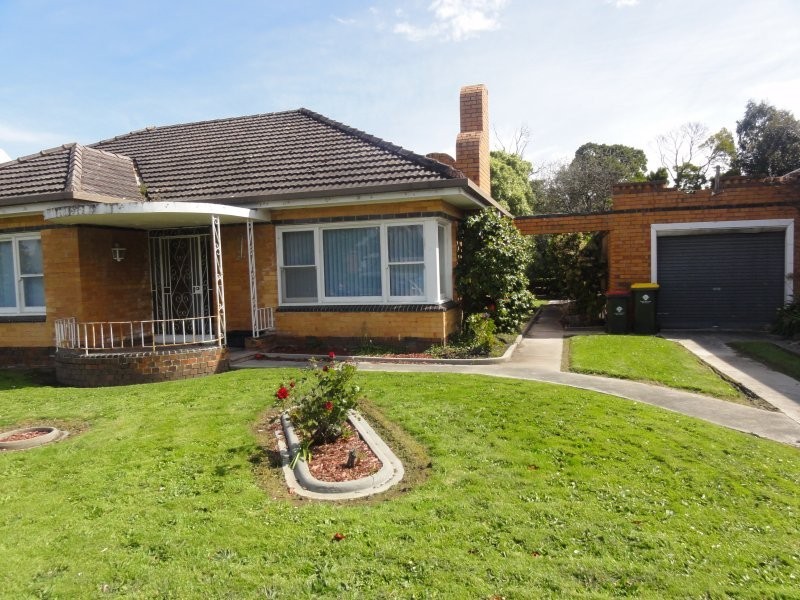 14 Station Rd, Foster VIC 3960