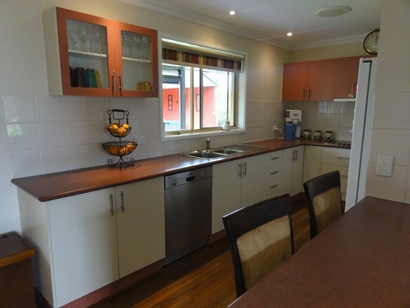 40 Moores Rd, Buffalo VIC 3958