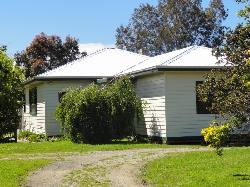 5 Gassons Rd, Toora VIC 3962