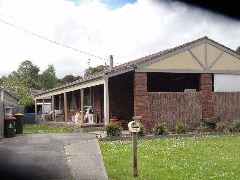 17 Collis St, Foster VIC 3960