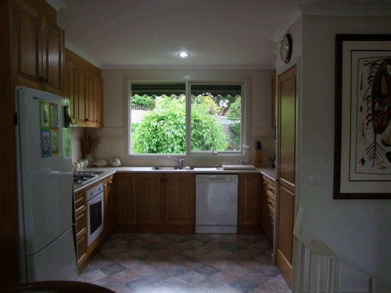 13 Lee Parade, Leongatha VIC 3953