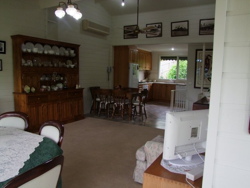 13 Lee Parade, Leongatha VIC 3953