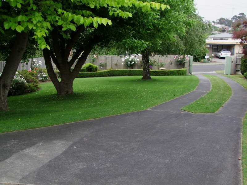 13 Lee Parade, Leongatha VIC 3953