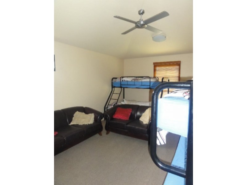 1 Manuka St, Sandy Point VIC 3959