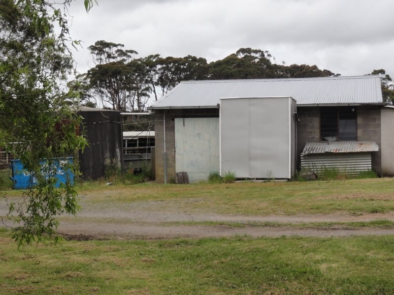 25121 Hunts Rd, Welshpool VIC 3966