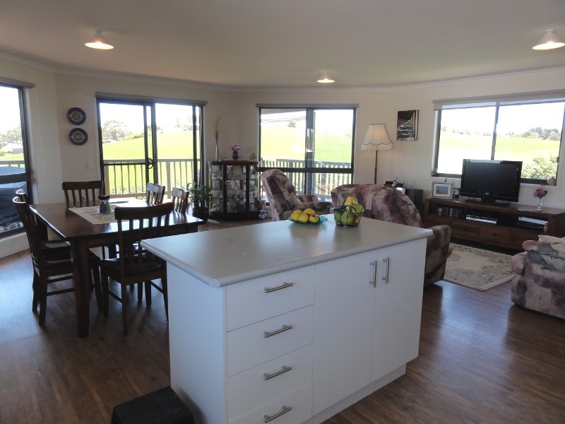 21 Williamson St, Fish Creek VIC 3959