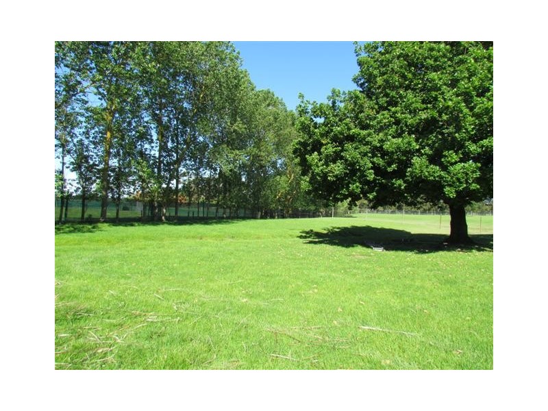 359 Little Moe River Road, Yarragon VIC 3823