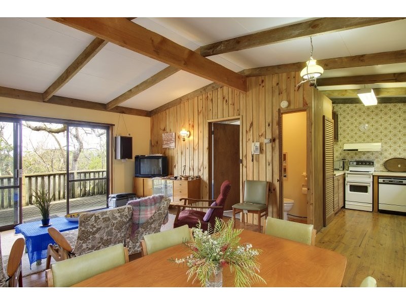 6 Waratah Avenue, Waratah Bay VIC 3959