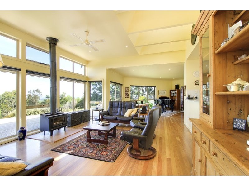 585 Fish Creek-Foster Rd, Foster VIC 3960