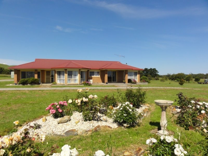60 Mc Kanes Rd, Toora VIC 3962