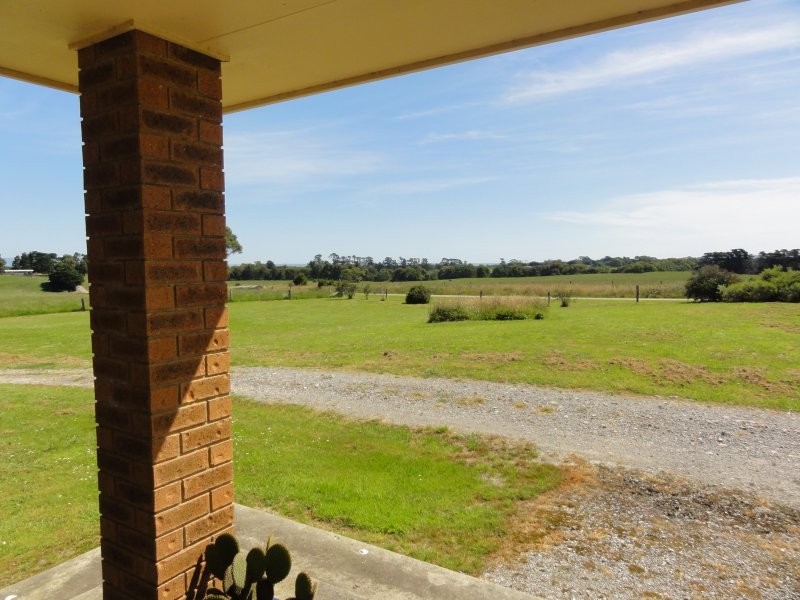 60 Mc Kanes Rd, Toora VIC 3962