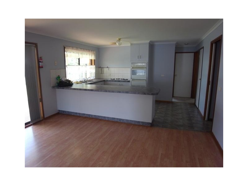 7 Marrabel Court, Warragul VIC 3820