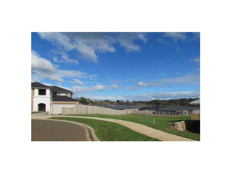 12 Hawkesburn Court, Warragul VIC 3820