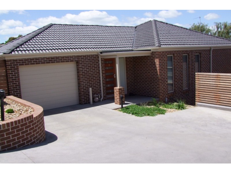 3/99 Brown, Leongatha VIC 3953