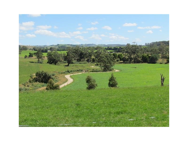 1515 + 1517 Drouin – Korumburra Road, Poowong North VIC 3988