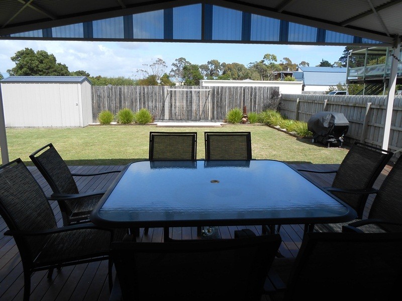 6 Stratton Street, Port Welshpool VIC 3965