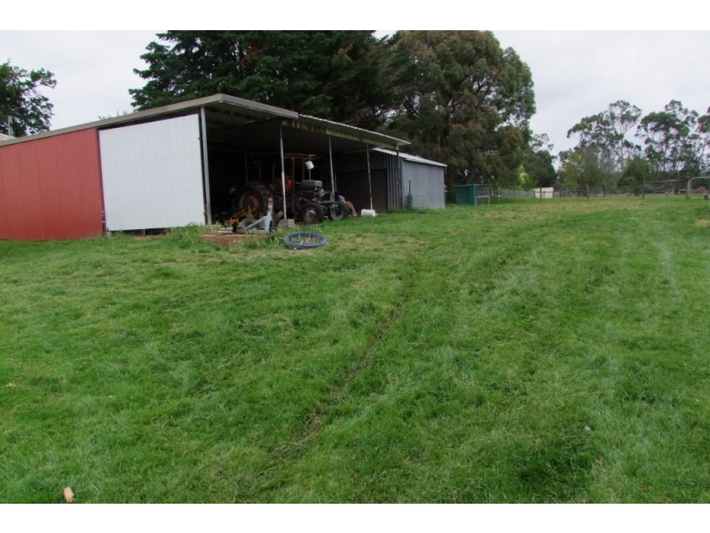 29 Berrys Creek Rd, Berrys Creek VIC 3953