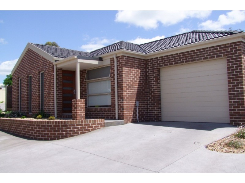 1/99 Brown, Leongatha VIC 3953