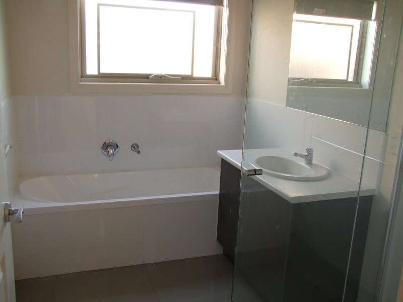 1/99 Brown, Leongatha VIC 3953