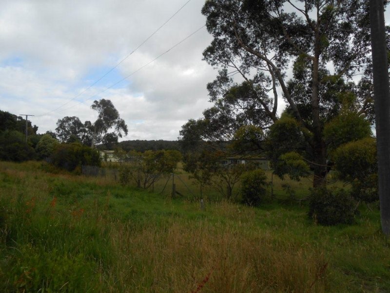 10 Ameys Track, Foster VIC 3960