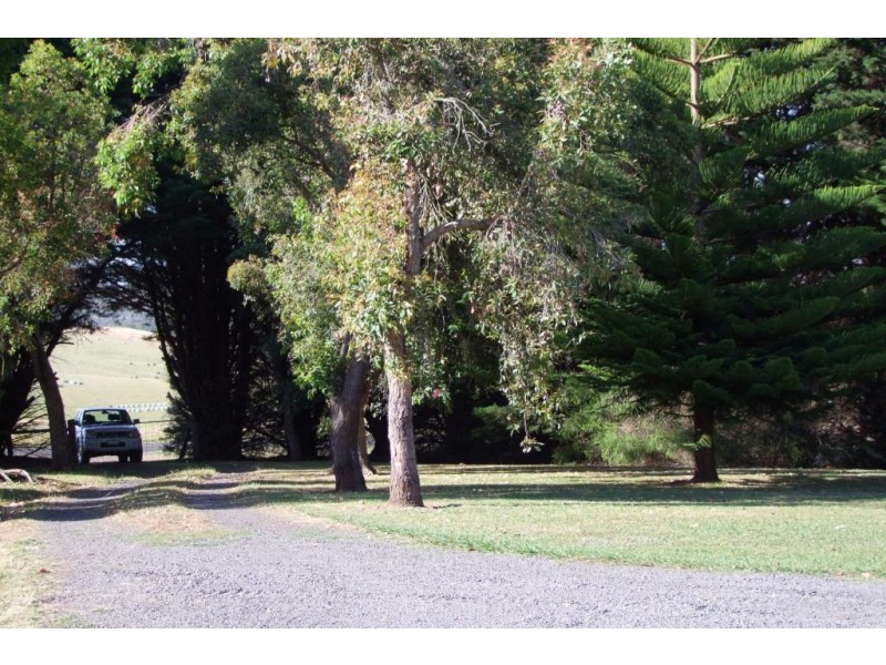 180 Hulls Road, Nerrena VIC 3953