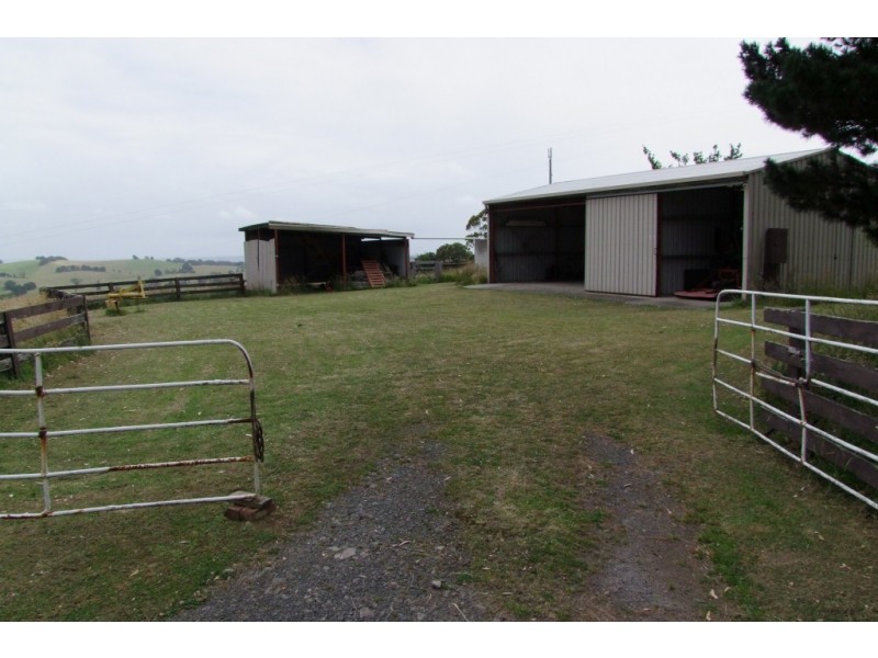 265 Barnes Road, Kardella VIC 3951