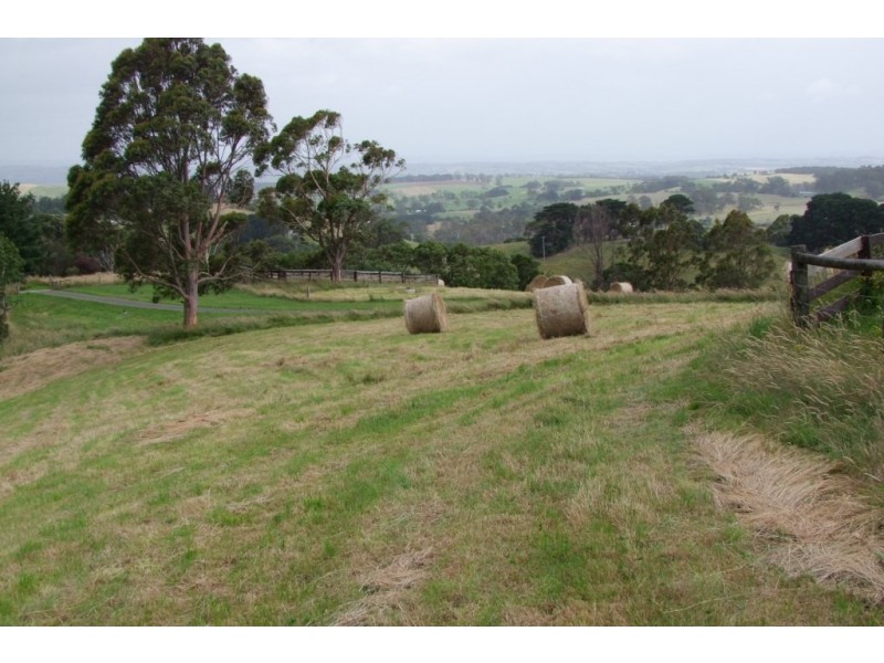 265 Barnes Road, Kardella VIC 3951