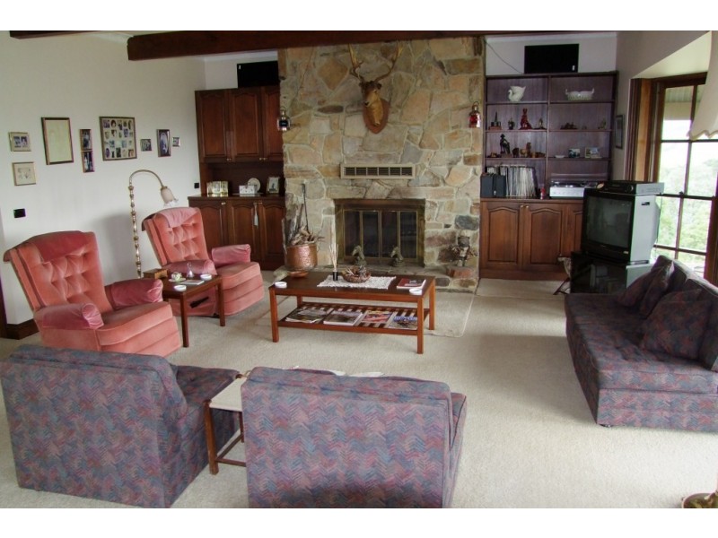 265 Barnes Road, Kardella VIC 3951