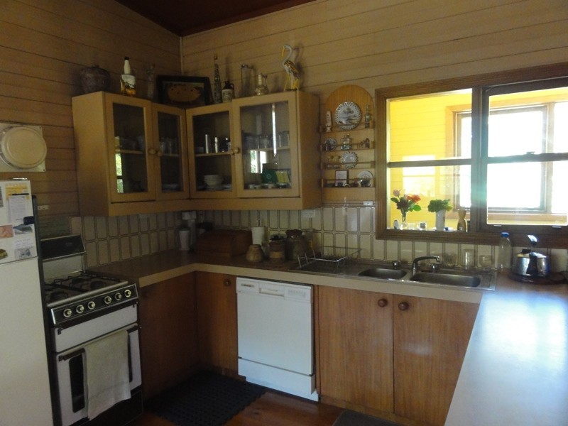915 Falls Road, Fish Creek VIC 3959