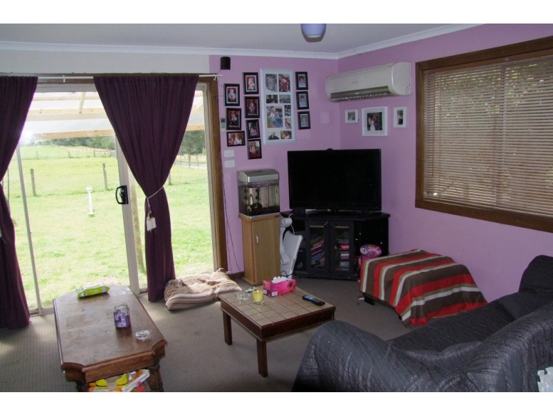 120 DEMPSEY RD, Stony Creek VIC 3371