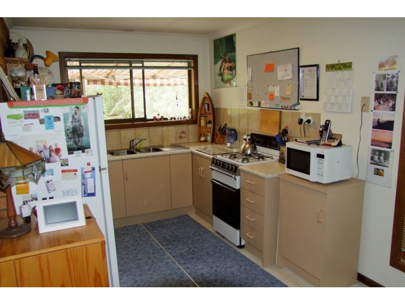 37 OUTLOOK DRIVE, Venus Bay VIC 3956