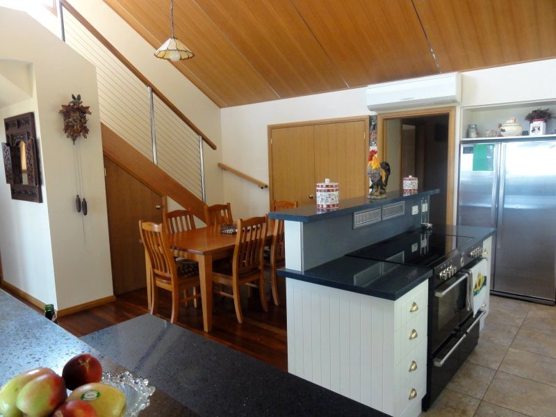 Foster VIC 3960