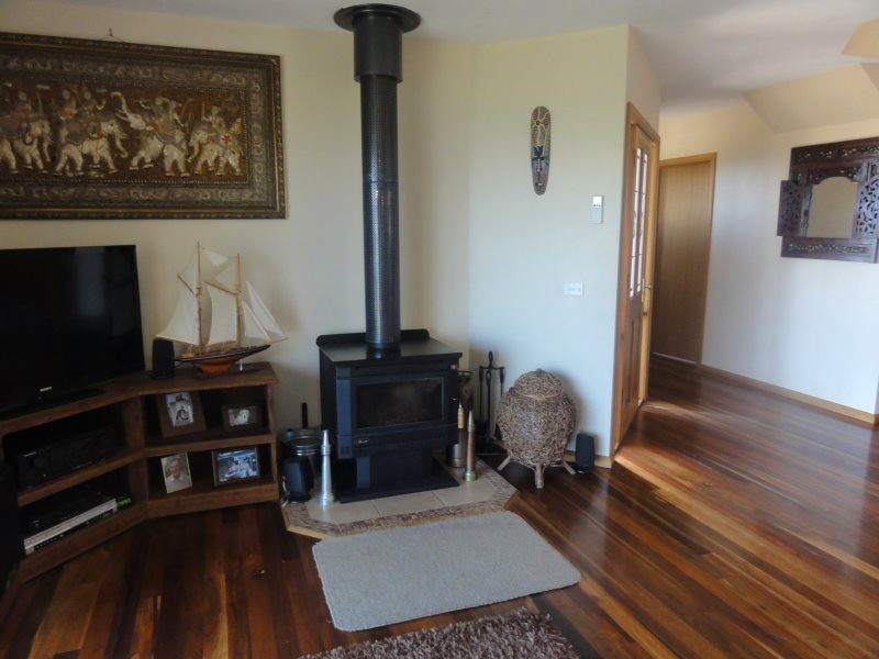 Foster VIC 3960