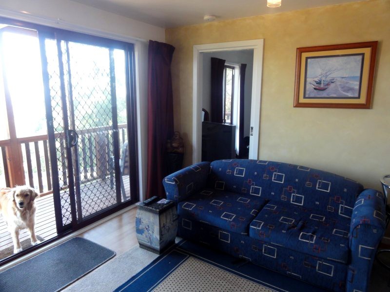 Foster VIC 3960