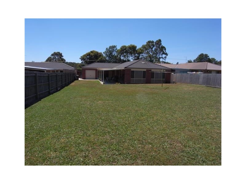 106 Longwarry Road, Drouin VIC 3818