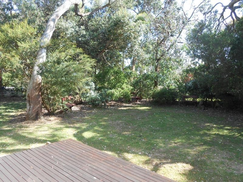 16 Ash Avenue, Sandy Point VIC 3959