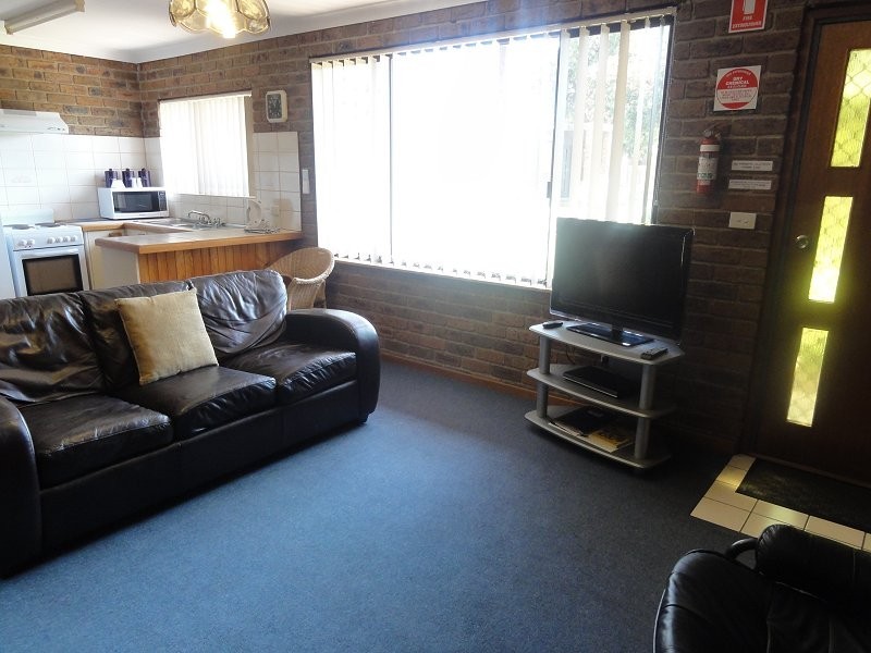 38 Station Rd, Foster VIC 3960